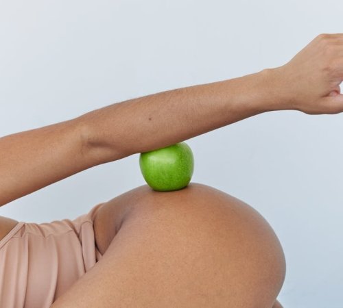 Dieta antycellulitowa – co jeść, a czego unikać w wakacje